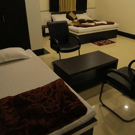 Venus Hotel 5 Minute Walking Distance From Dargah Adźmer Zewnętrze zdjęcie