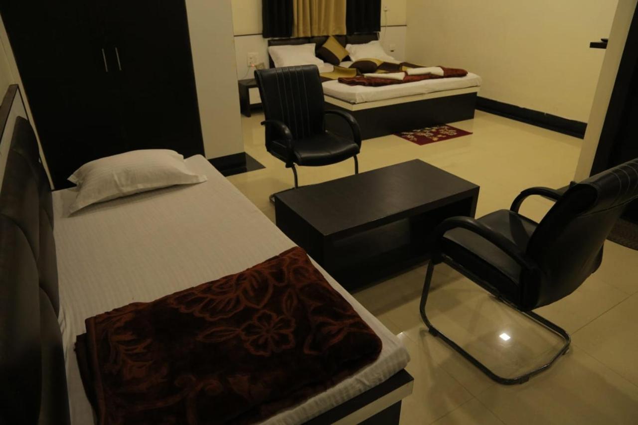 Venus Hotel 5 Minute Walking Distance From Dargah Adźmer Zewnętrze zdjęcie