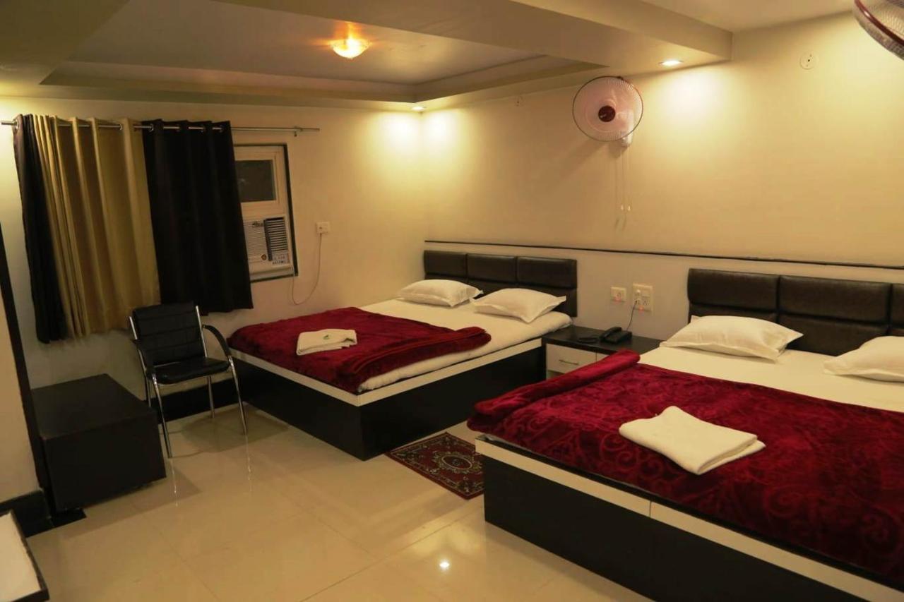 Venus Hotel 5 Minute Walking Distance From Dargah Adźmer Zewnętrze zdjęcie